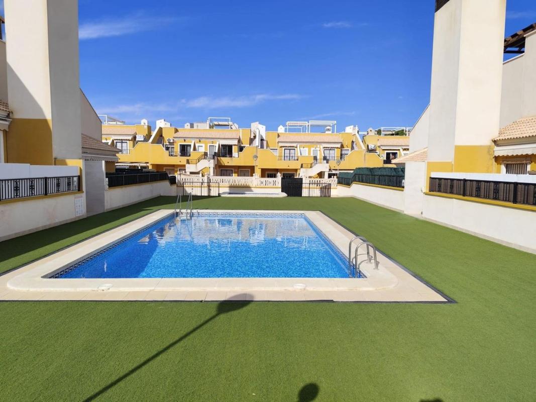 Sale of apartment in Piso en Arenales del Sol, Elche / Elx, Elche / Elx
photo 2
