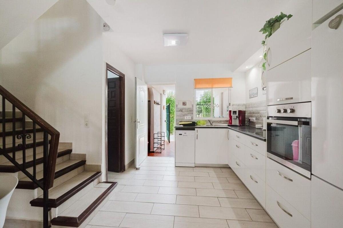 Properties for sale and rent in Spain photo 2
