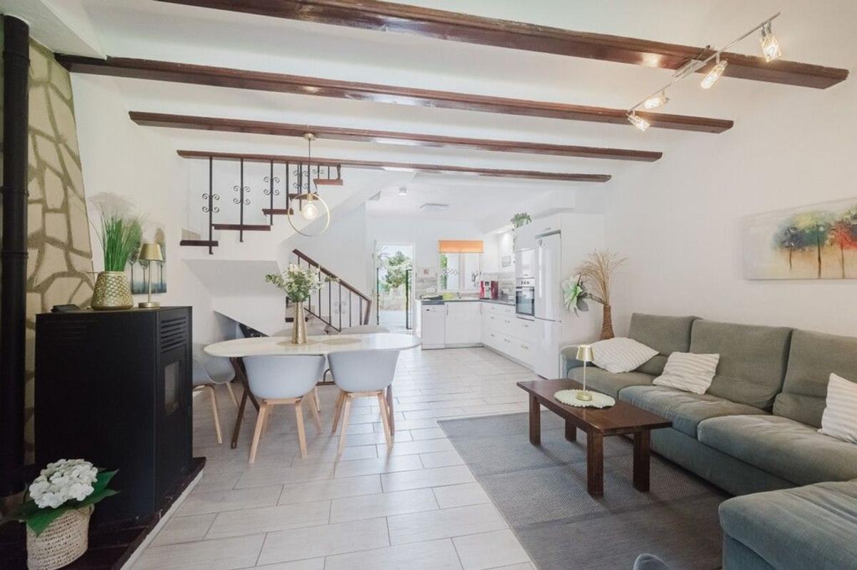 Properties for sale and rent in Spain photo 5
