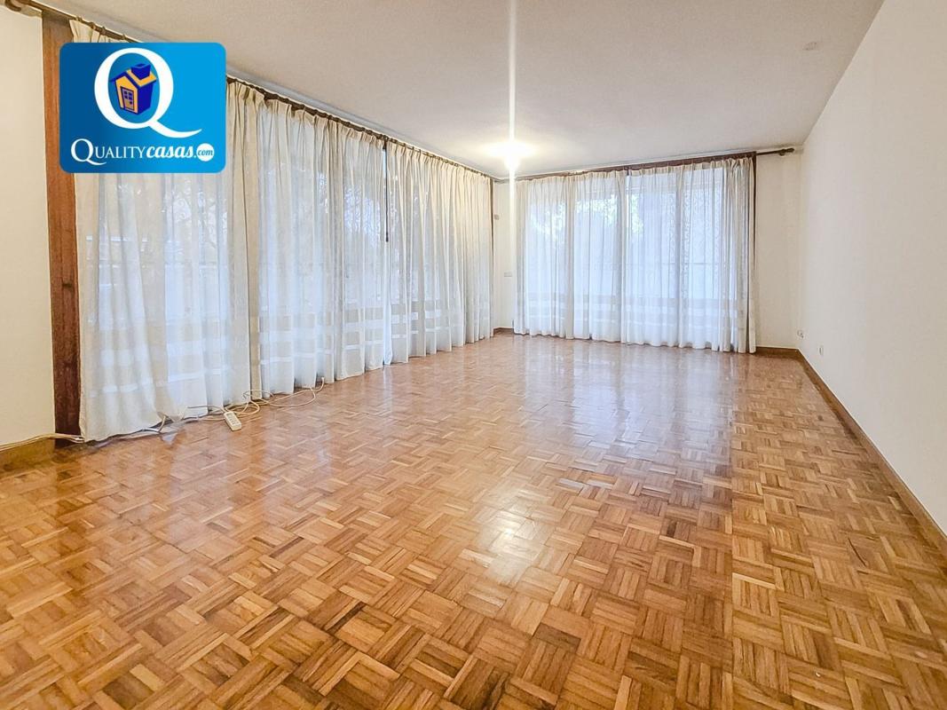 Продажа квартиры на Piso en Vistahermosa, Alicante / Alacant, Аликанте / Алакант
photo 1