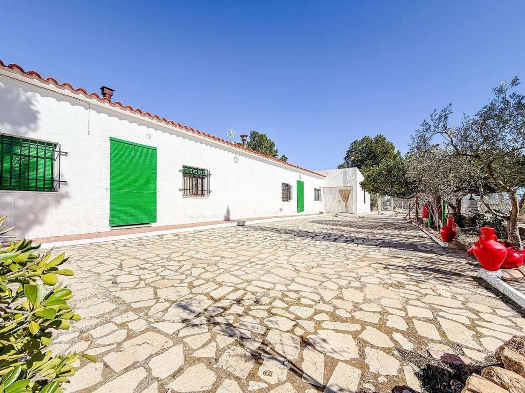 Sale of rural property in  Finca rústica en Pinoso , Pinoso photo 5