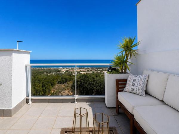 Penthouse for sale at Ático en Calle de Orden Jonico, 61, Monte y Mar, Gran Alacant, Gran Alacant photo 1