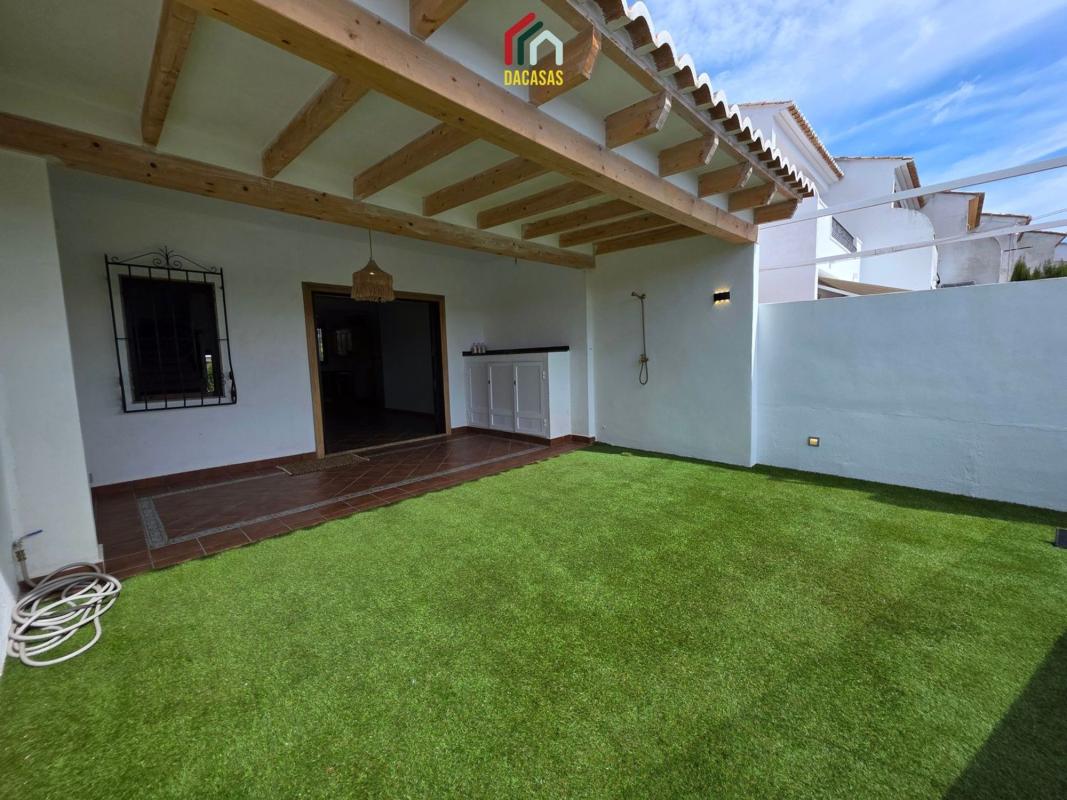 Properties for sale and rent in Spain photo 2