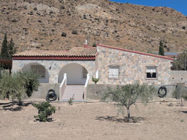 Casa o chalet independiente en Calle Venus, 11, Ciudad de Asís - Font-Calent - El Bacarot, Alicante / Alacant photo 1