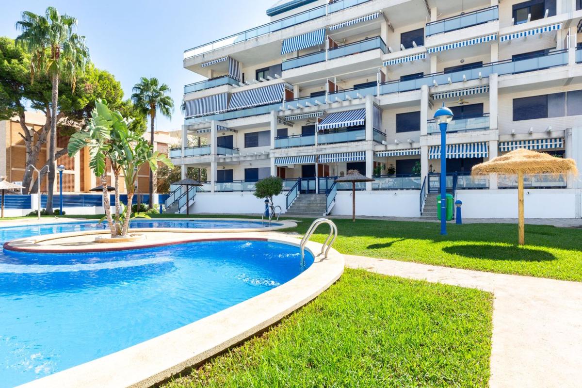 Sale of apartment in The Port, Denia
photo 2