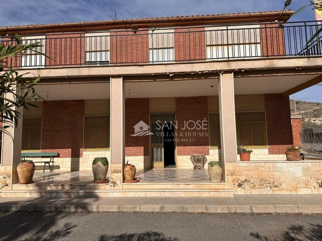 Properties for sale and rent in Spain photo 4
