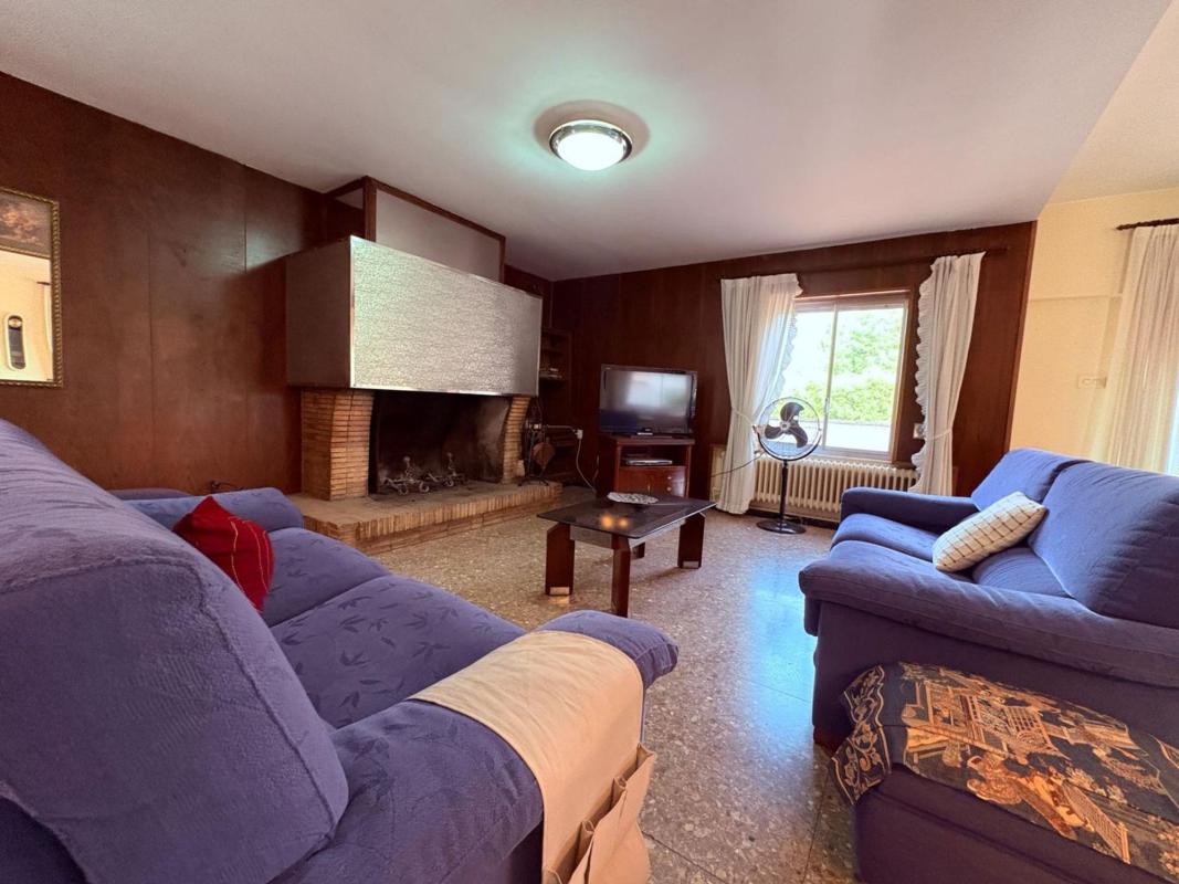 Properties for sale and rent in Spain photo 5