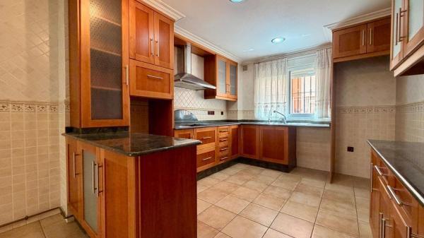 Sale of flat in Piso en Centro, Elche / Elx, Elche / Elx
thumbnail 3