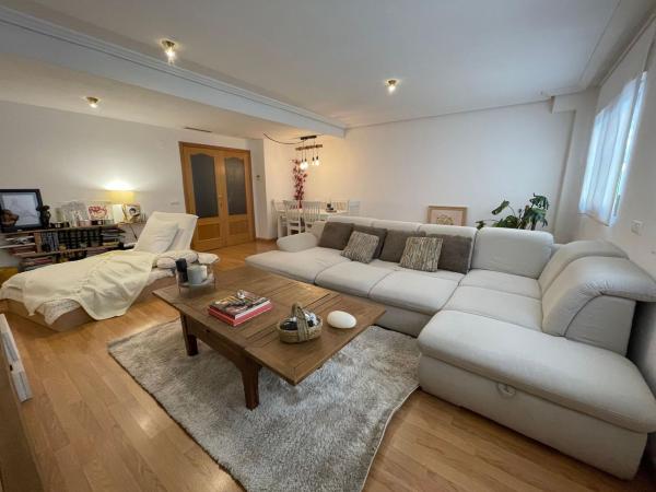 Продажа квартиры на Piso en Calle Diagonal, Los Ángeles, Alicante / Alacant, Аликанте / Алакант
 photo 1