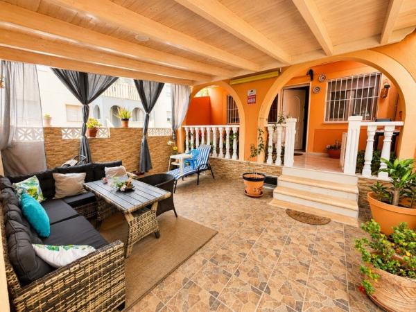 Casa o chalet independiente en Calle de Xipre, Monte y Mar, Gran Alacant thumbnail 2