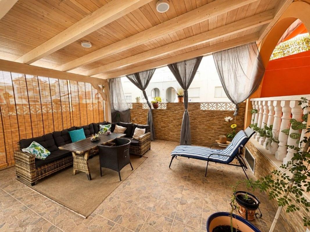 Properties for sale and rent in Spain photo 3