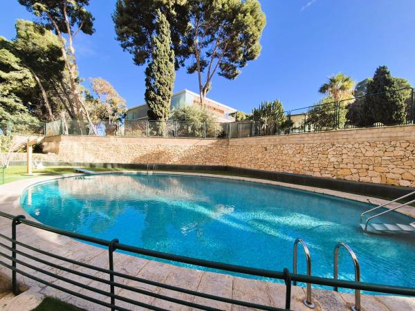Продажа квартиры на Piso en Avenida de Dénia, Vistahermosa, Alicante / Alacant, Аликанте / Алакант
 photo 1