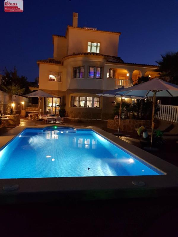 Properties for sale and rent in Spain photo 3