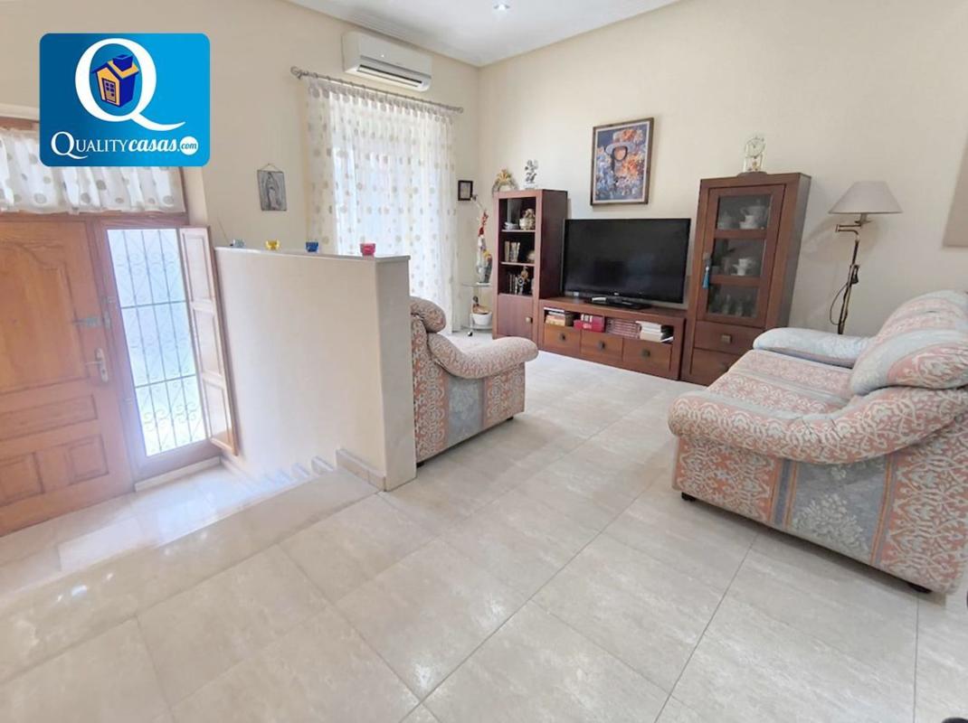 Venta de chalet independiente en Casa o chalet en Campoamor, Alicante / Alacant, Alicante / Alacant
 photo 2