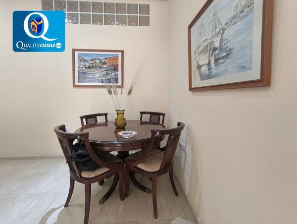 Частный шале на продаже в  Casa o chalet en Campoamor, Alicante / Alacant, Аликанте / Алакант photo 4