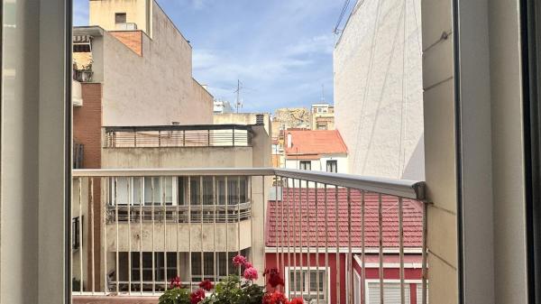 Продажа квартиры на Piso en Centro Tradicional, Alicante / Alacant, Аликанте / Алакант
 photo 4