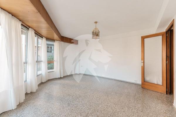 Продажа квартиры на Piso en Calle Portugal, Ensanche-Diputación, Alicante / Alacant, Аликанте / Алакант
photo 1
