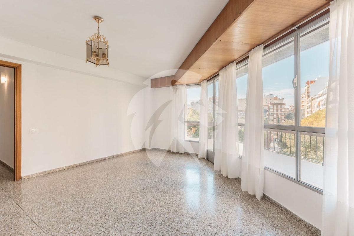 Продажа квартиры на Piso en Calle Portugal, Ensanche-Diputación, Alicante / Alacant, Аликанте / Алакант
photo 3