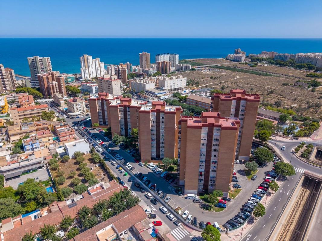Sale of apartment in Piso en Avenida Ausiàs March, Campello Playa, El Campello, El Campello
photo 1