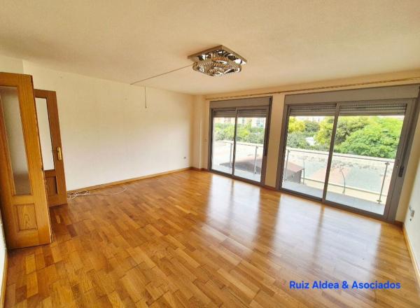 Продажа квартиры на Piso en Calle Alonso Cano, Garbinet - Parque de las Avenidas, Alicante / Alacant, Аликанте / Алакант
photo 1