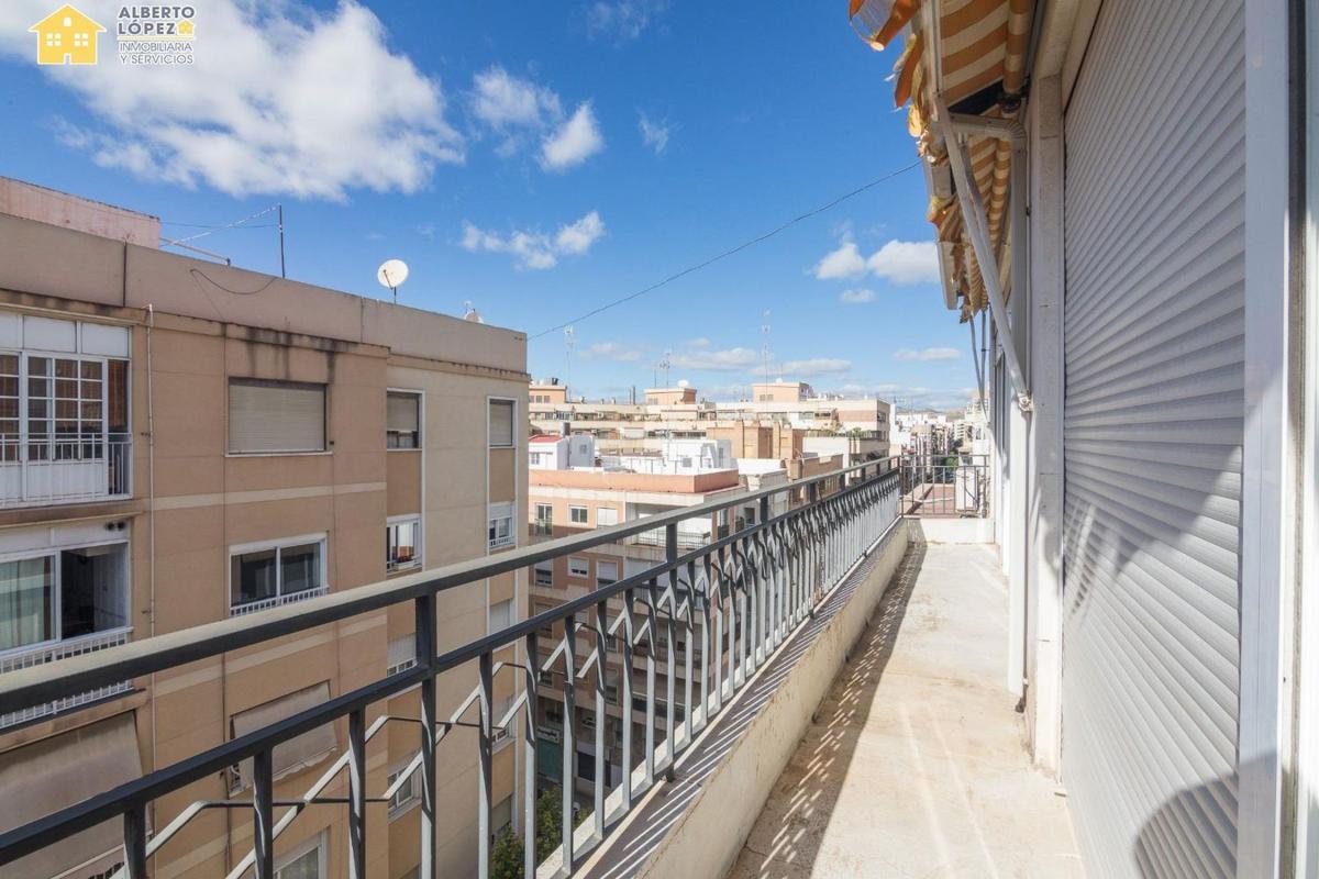Penthouse sale in  Ático en Pont Nou-Corazón de Jesús, Elche / Elx, Elche / Elx photo 3