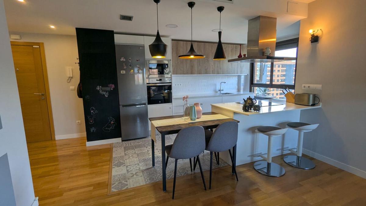 Sale of apartment in Piso en Calle Médico Pérez Martorell, 3, Paus, Alicante / Alacant, Alicante
 photo 2