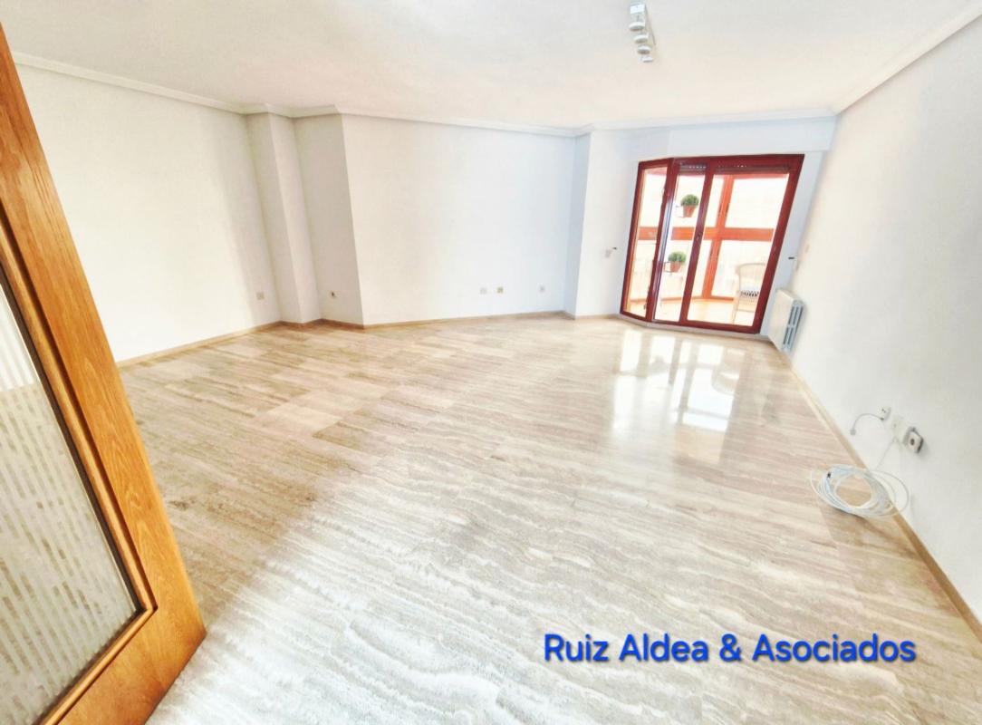 Penthouse sale in  Ático en Oscar Espla, Ensanche-Diputación, Alicante / Alacant, Alicante photo 2