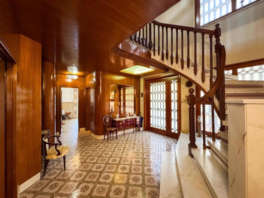 Properties for sale and rent in Spain photo 2