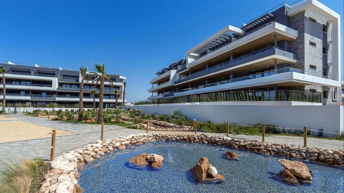 Venta de piso en Piso en Centro - Muelle Pesquero, Torrevieja, Torrevieja
photo 1