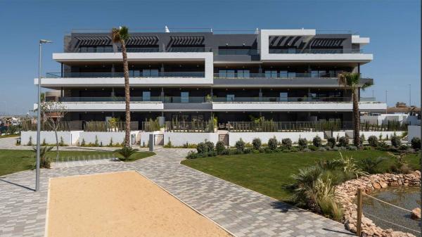 Venta de piso en Piso en Centro - Muelle Pesquero, Torrevieja, Torrevieja
 photo 2