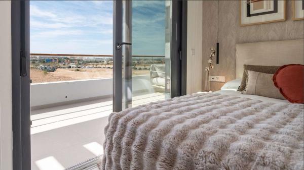 Venta de piso en Piso en Centro - Muelle Pesquero, Torrevieja, Torrevieja
 photo 4