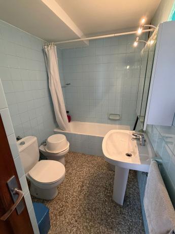 Venta de piso en Piso en Calle Portugal, Ensanche-Diputación, Alicante / Alacant, Alicante / Alacant
 photo 4
