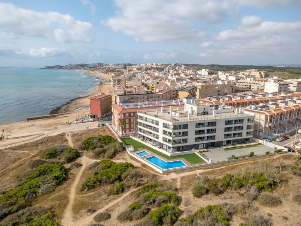 Продажа квартиры на Piso en Calle del Puerto Romano s/n, Gaspar Perrelló, Torrevieja, Торревьеха
thumbnail 2
