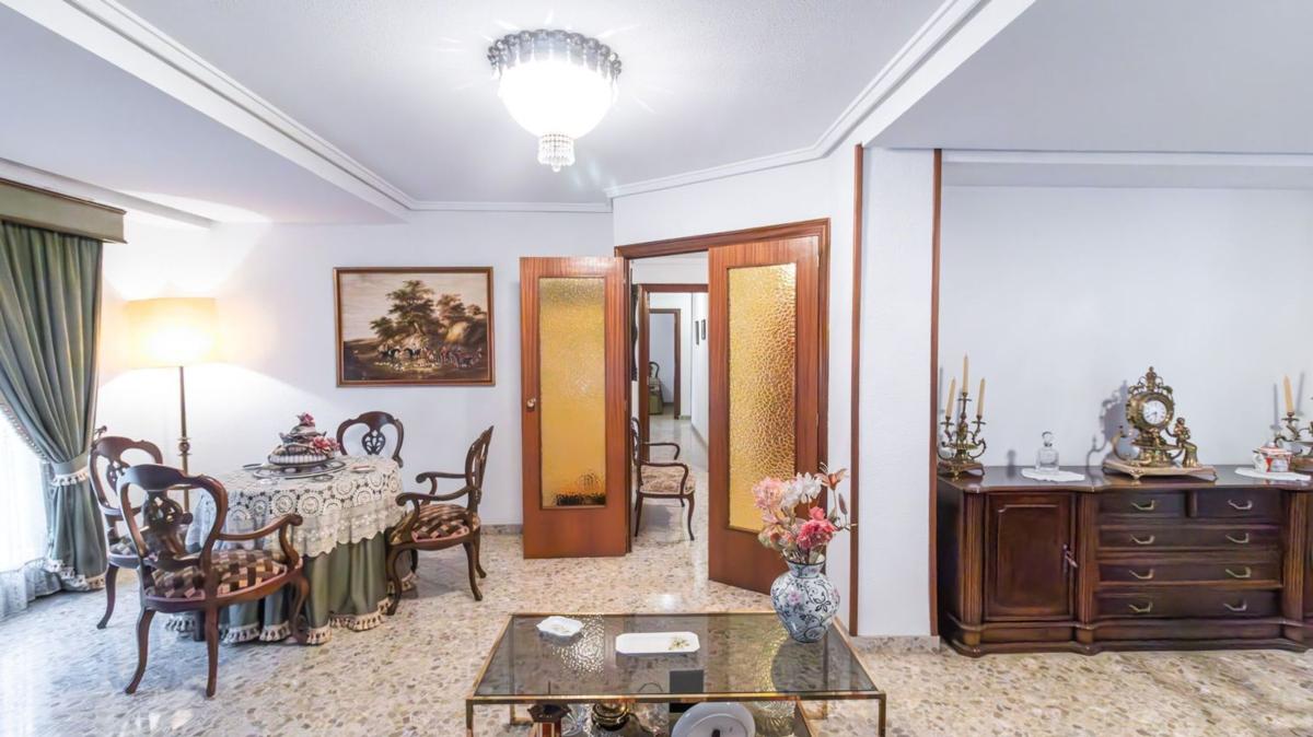 Sale of apartment in Piso en Calle Ruperto Chapí, Pont Nou-Corazón de Jesús, Elche / Elx, Elche / Elx
 photo 5