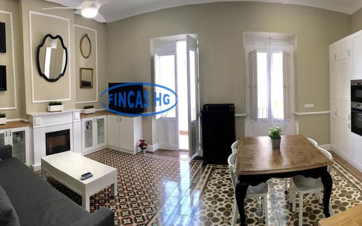 Venta de piso en Piso en Mercado, Alicante / Alacant, Alicante / Alacant
photo 1