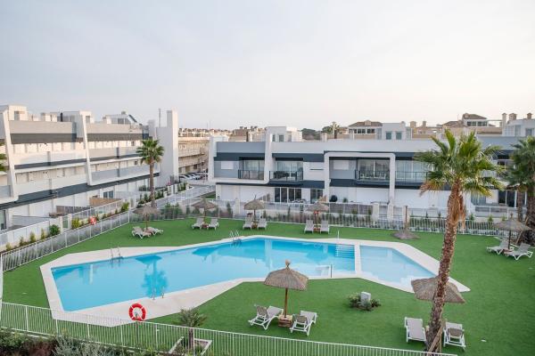 Duplex for sale on Dúplex en Avenida D'Escandinàvia, 96, Panorama-Sierramar, Gran Alacant, Gran Alacant thumbnail 2
