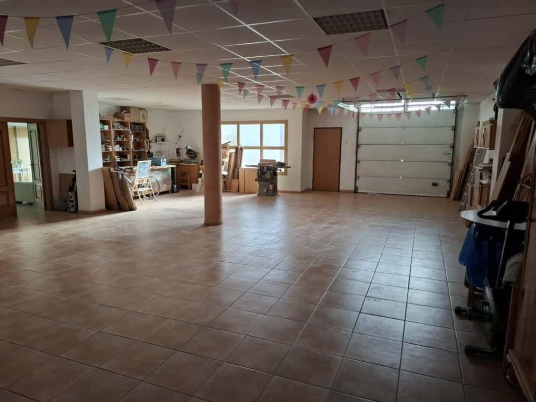 Properties for sale and rent in Spain photo 5