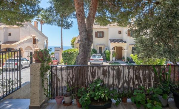 Chalet adosado en Urbanizacion Faro, Gran Vista-Olivo de Oro, Gran Alacant thumbnail 2
