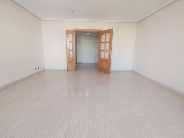 Продажа квартиры на Piso en Ensanche-Diputación, Alicante / Alacant, Аликанте / Алакант
 photo 4