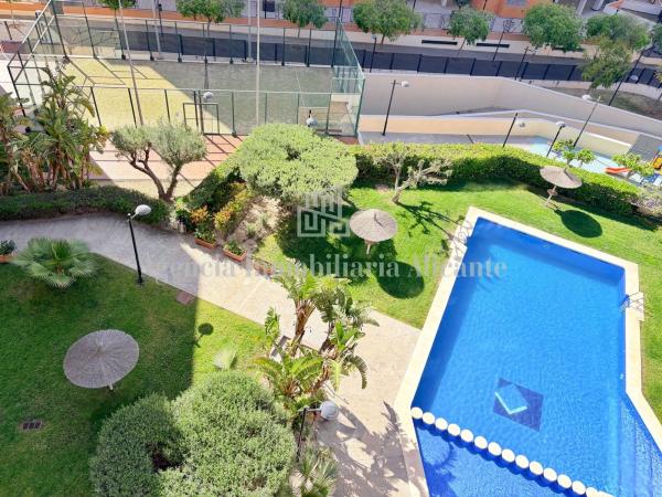 Sale of flat in Piso en Calle Rosa Chacel, Babel, Alicante / Alacant, Alicante
 photo 1
