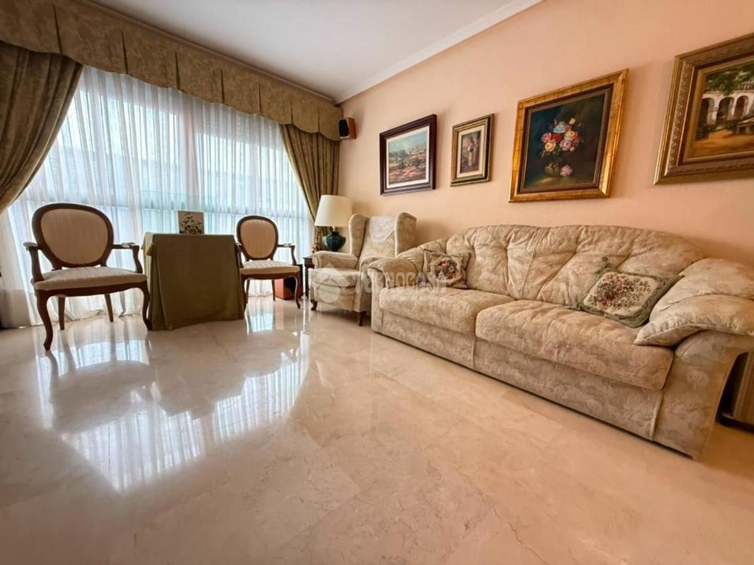 Venta de piso en Centro, Alicante / Alacant
photo 1