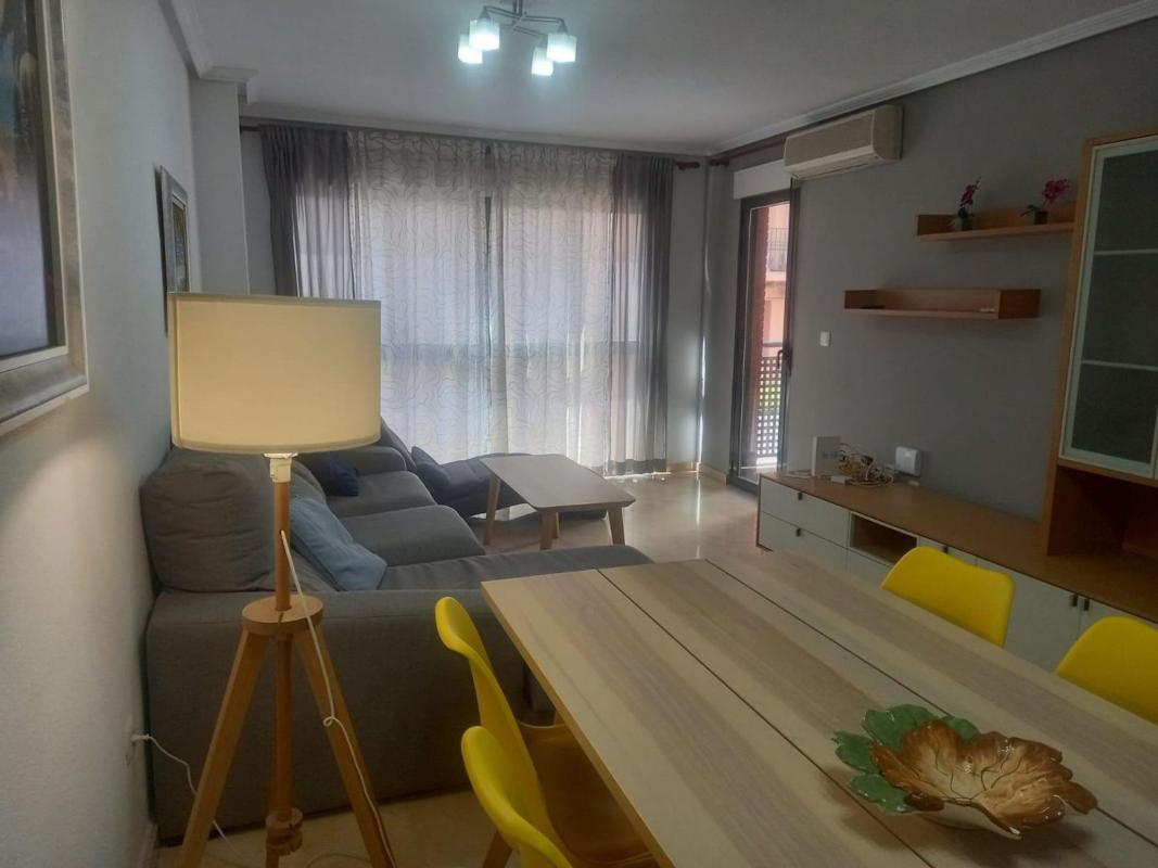Venta de piso en Centro, Alicante / Alacant
photo 3