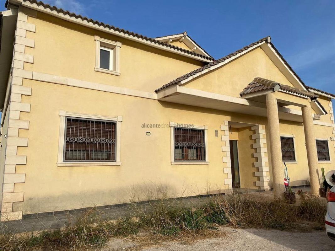Продажа отдельного шале в Casa o chalet en Castalla, Касталья photo 3