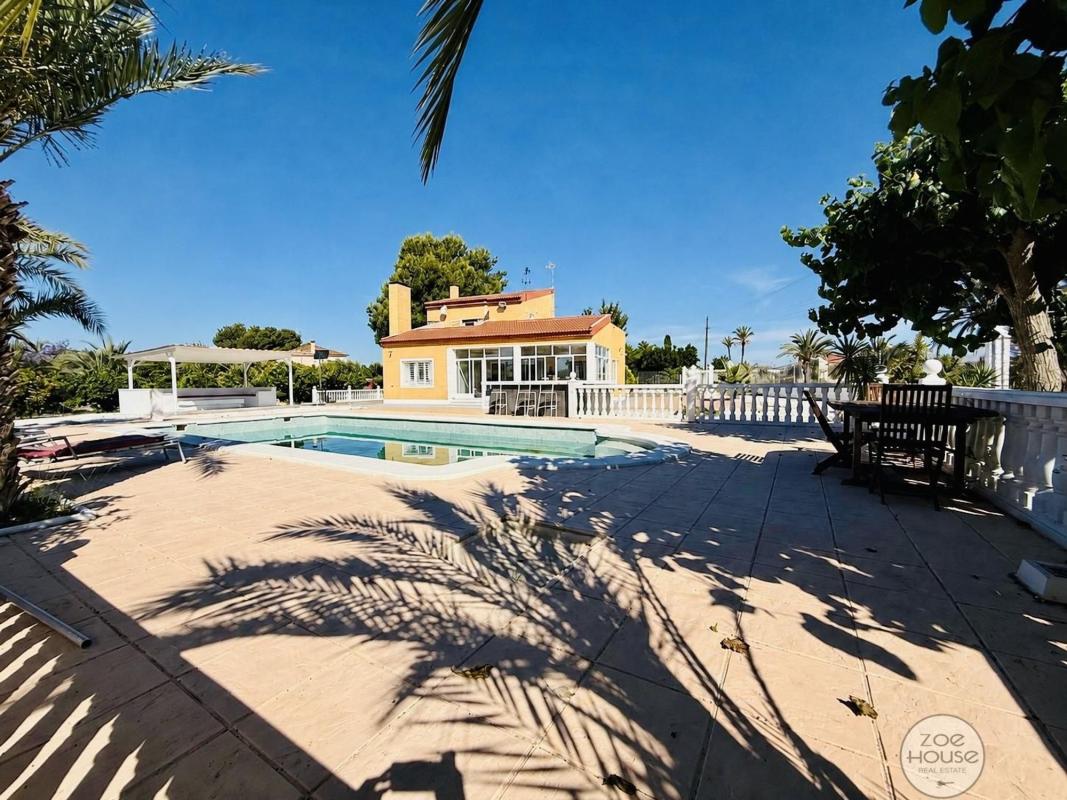 Properties for sale and rent in Spain photo 1