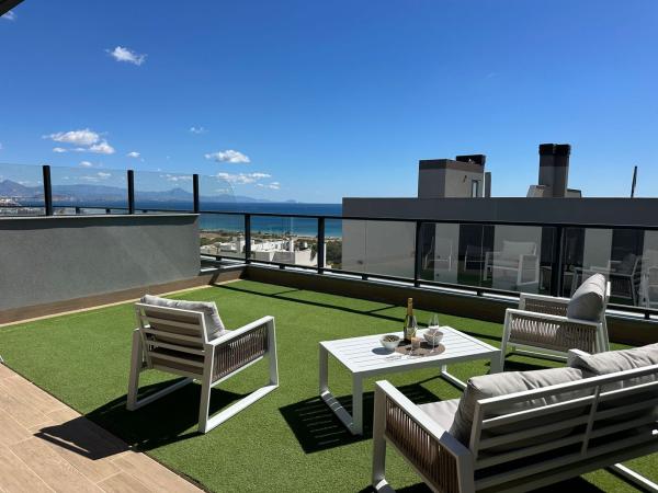Sale of flat in Piso en Calle Orden Dórico, 18, Monte y Mar, Gran Alacant, Gran Alacant
photo 1