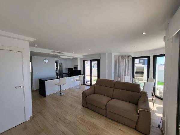 Chalet adosado en Avenida Costa Brava, Balcón de Finestrat-Terra Marina, Finestrat photo 4