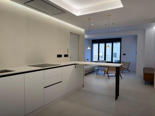 Venta de piso en Piso en Calle Gravina, 17, Casco Histórico-Santa Cruz, Alicante / Alacant, Alicante / Alacant
thumbnail 2