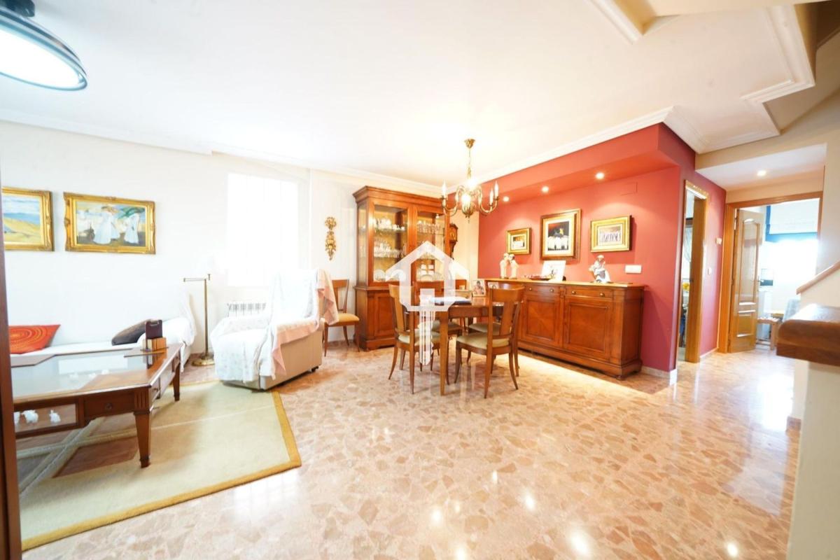 Properties for sale and rent in Spain photo 5