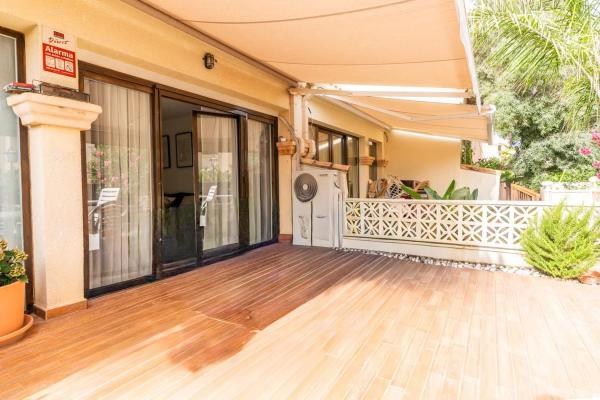 Chalet adosado en Avenida D'Escandinàvia, Gran Vista-Olivo de Oro, Gran Alacant thumbnail 3