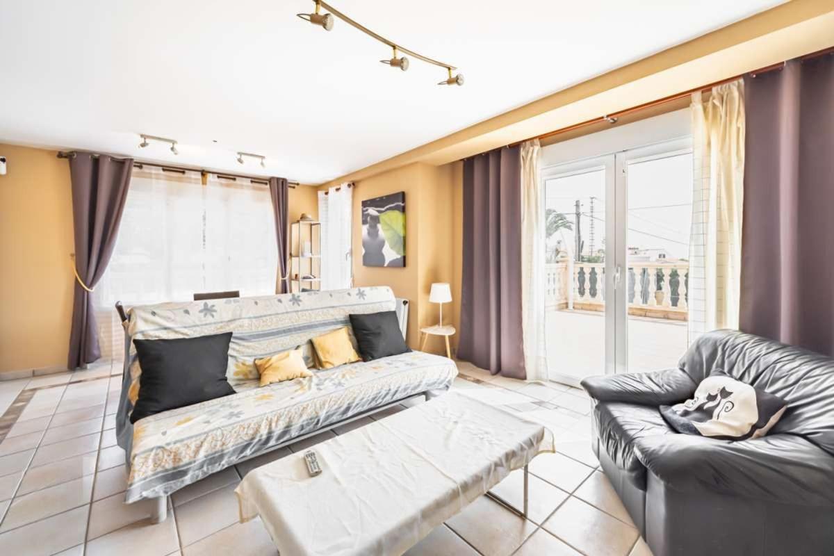 Недвижимость на продажу и в аренду в Испании photo 3